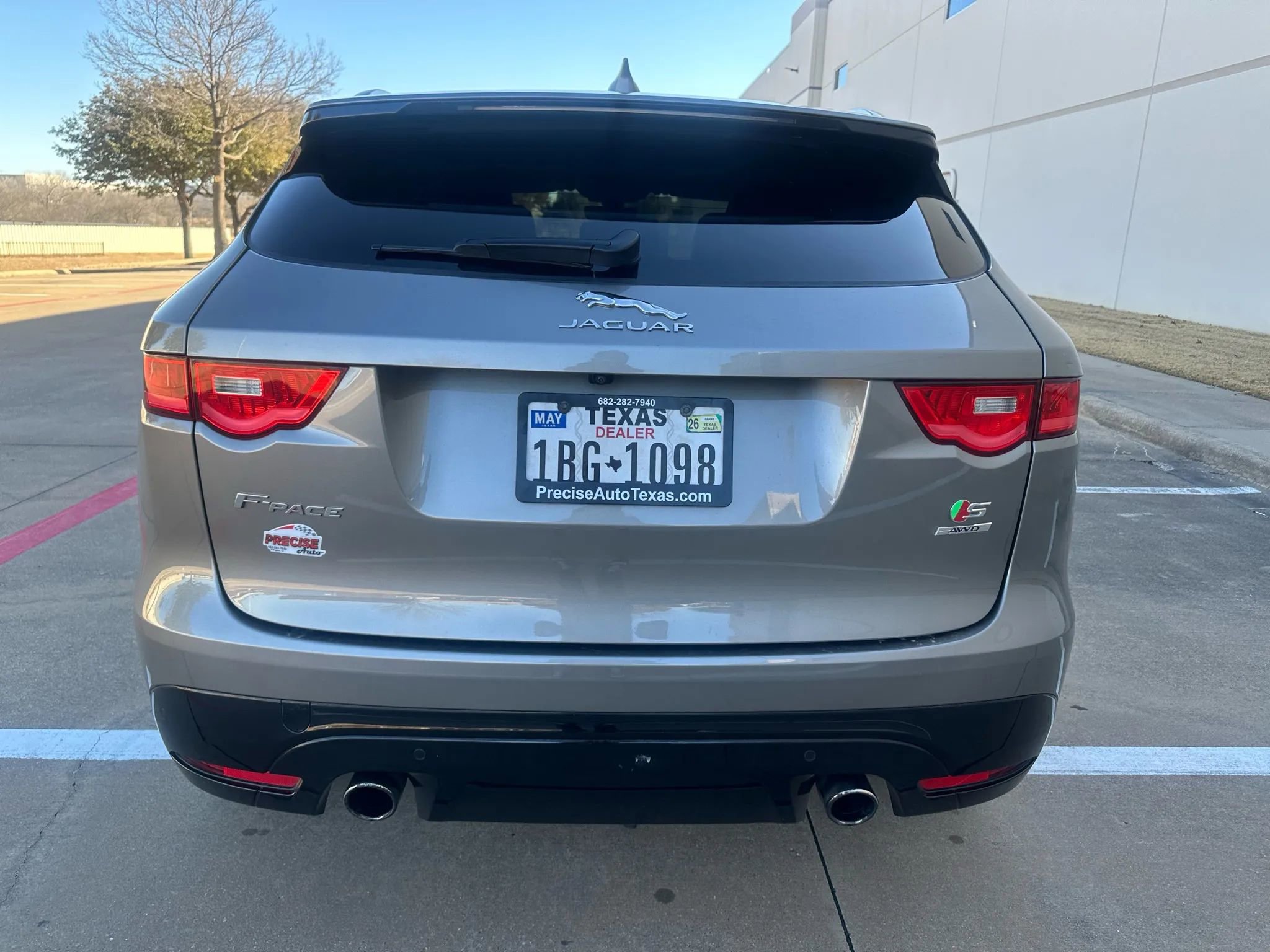 Used 2019 Jaguar F-PACE S AWD/4WD image 10