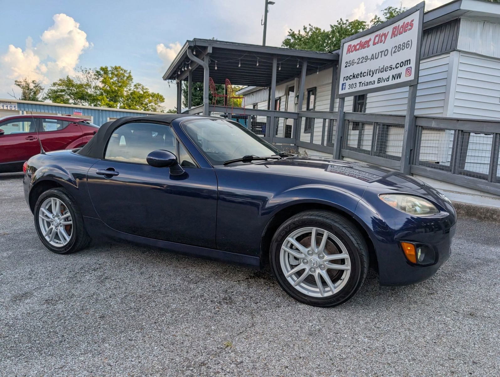 Used 2012 MAZDA MX-5 Miata Sport w/ Convenience Pkg image 13