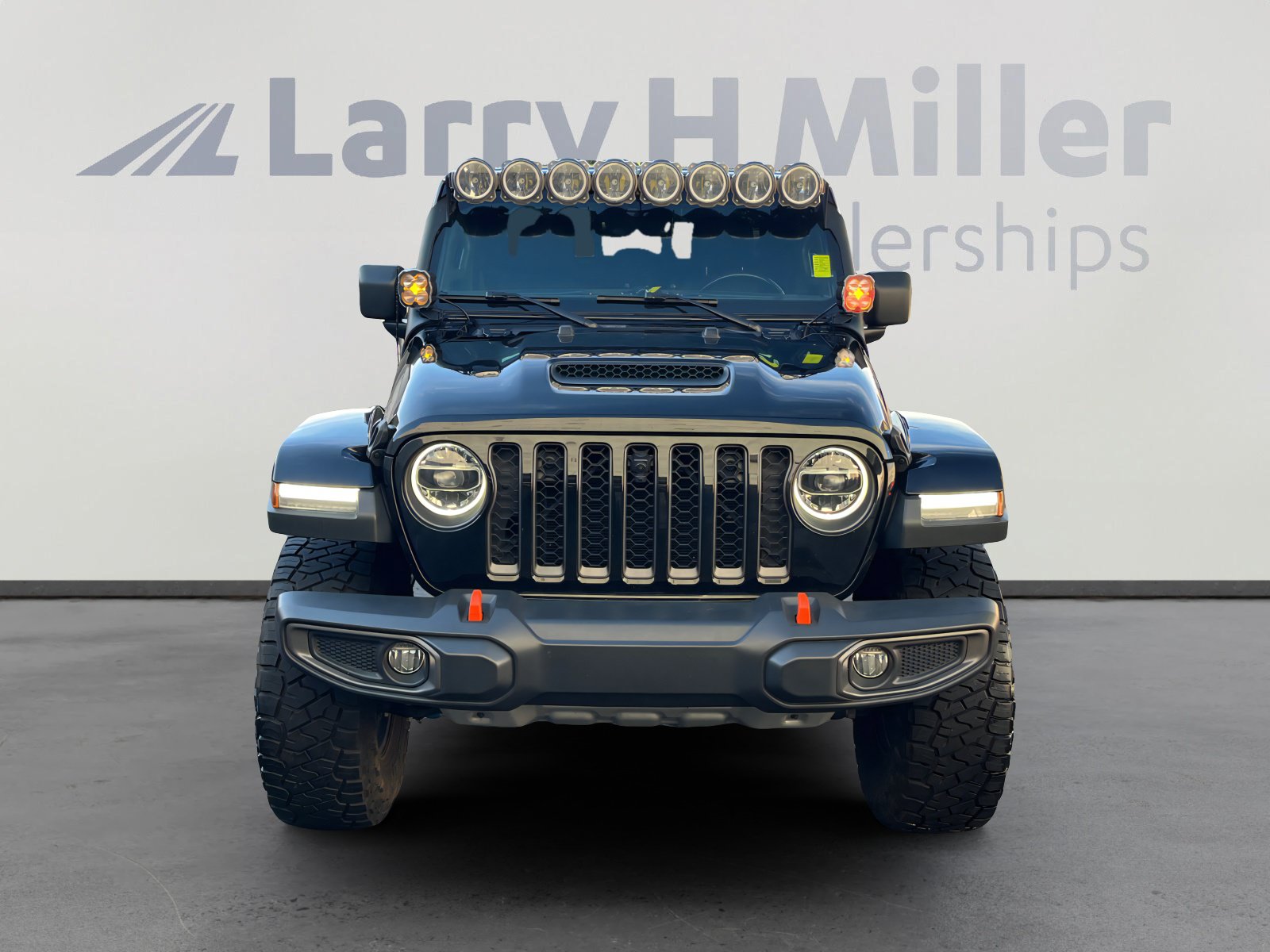 Used 2020 Jeep Gladiator Mojave AWD/4WD image 8