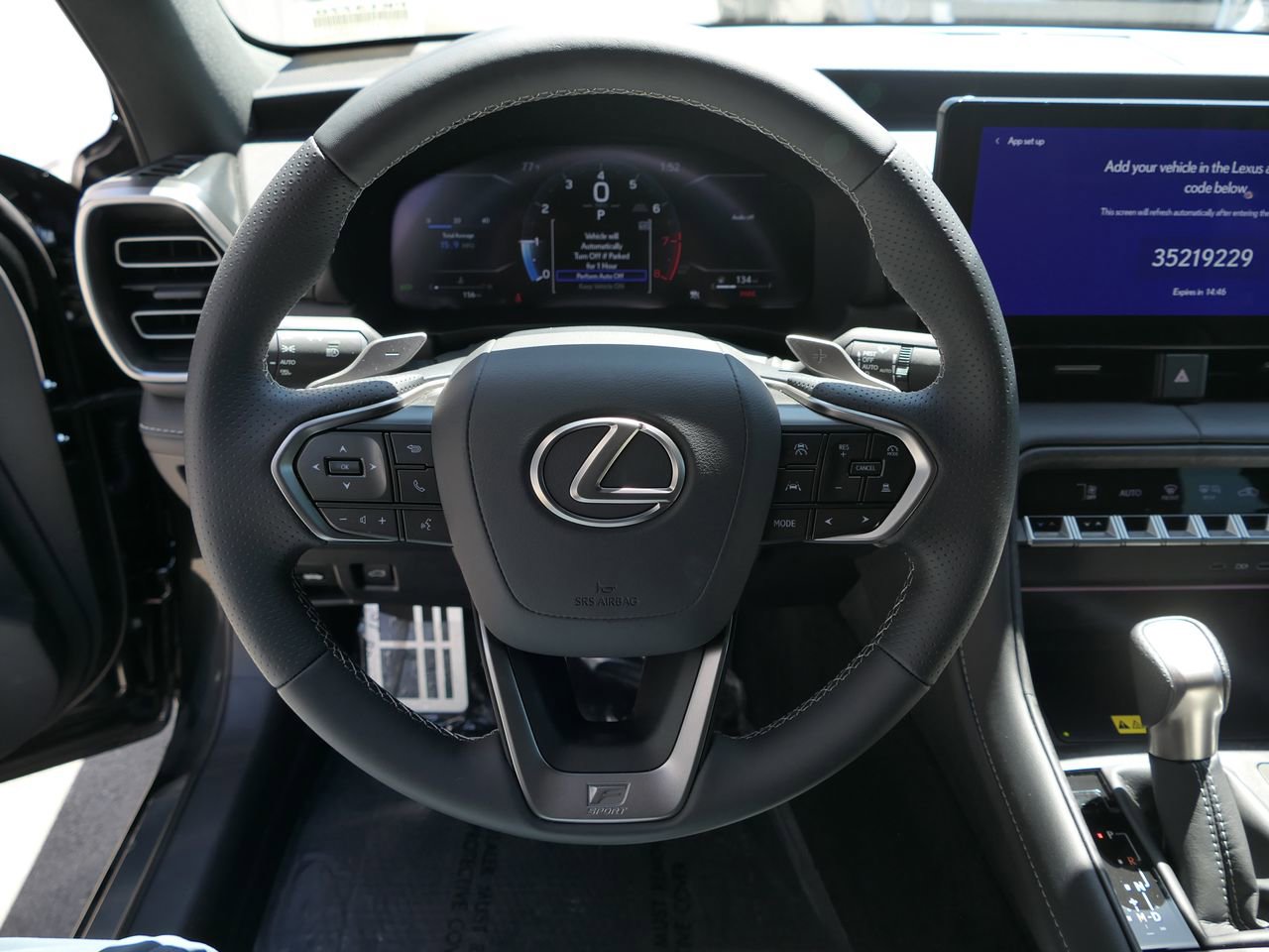 Used 2026 Lexus IS 350 F Sport w/ Accessory Package Z1 RWD image 18