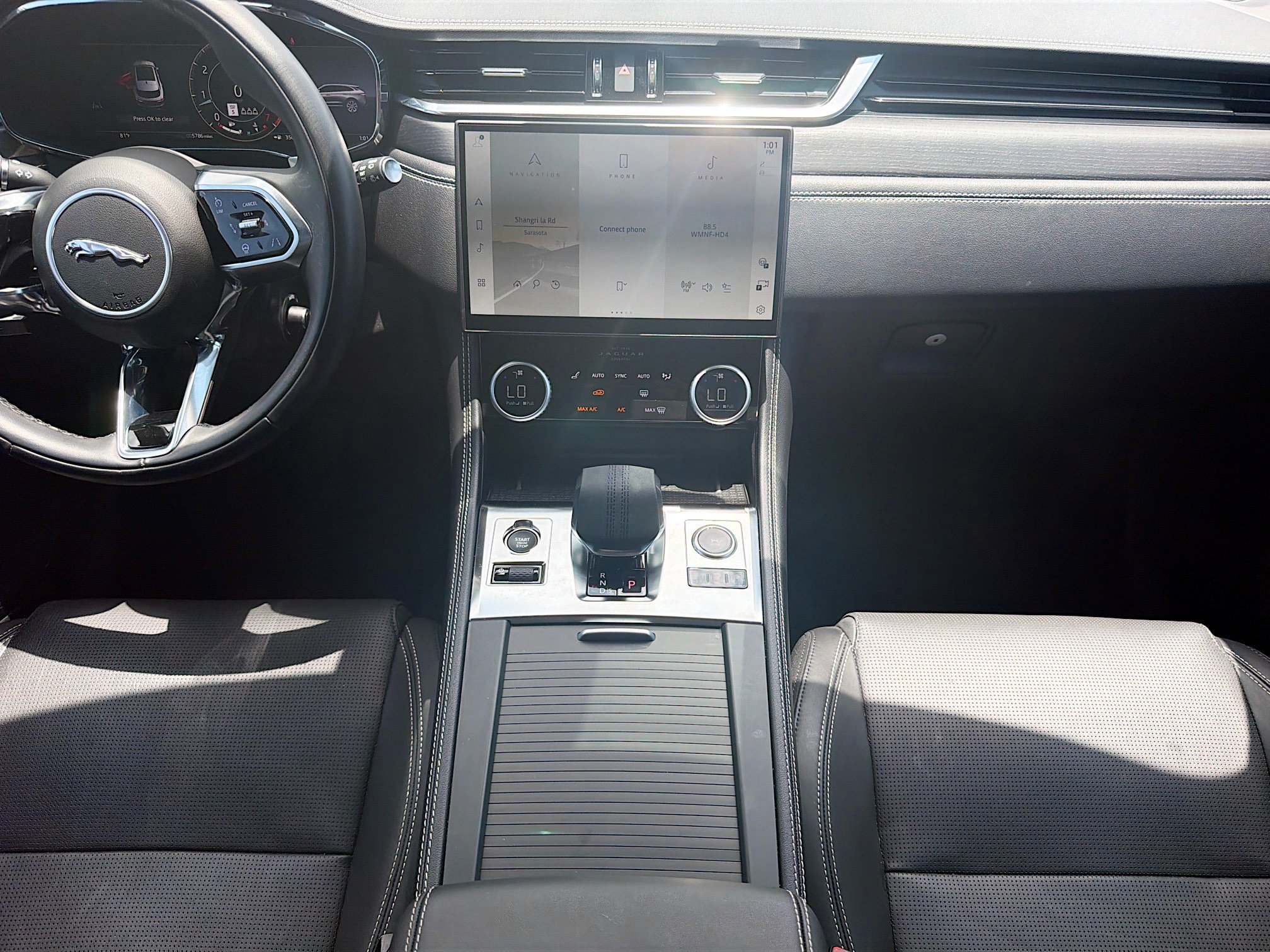 Used 2026 Jaguar F-PACE R-Dynamic S AWD/4WD image 20