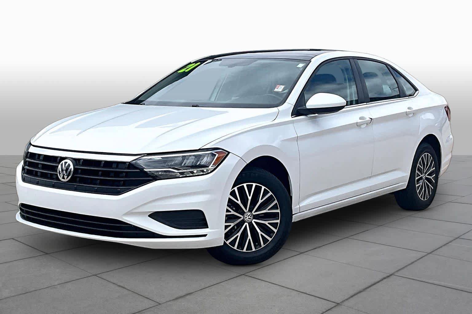 Used 2021 Volkswagen Jetta R-Line FWD image 2