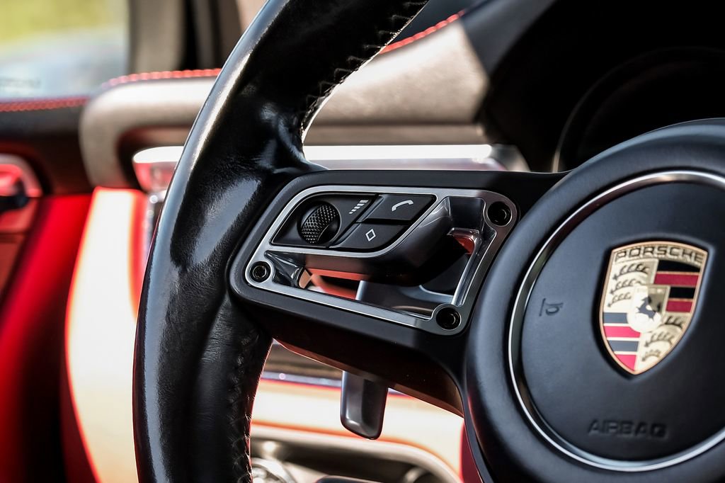 Used 2021 Porsche Macan GTS image 14