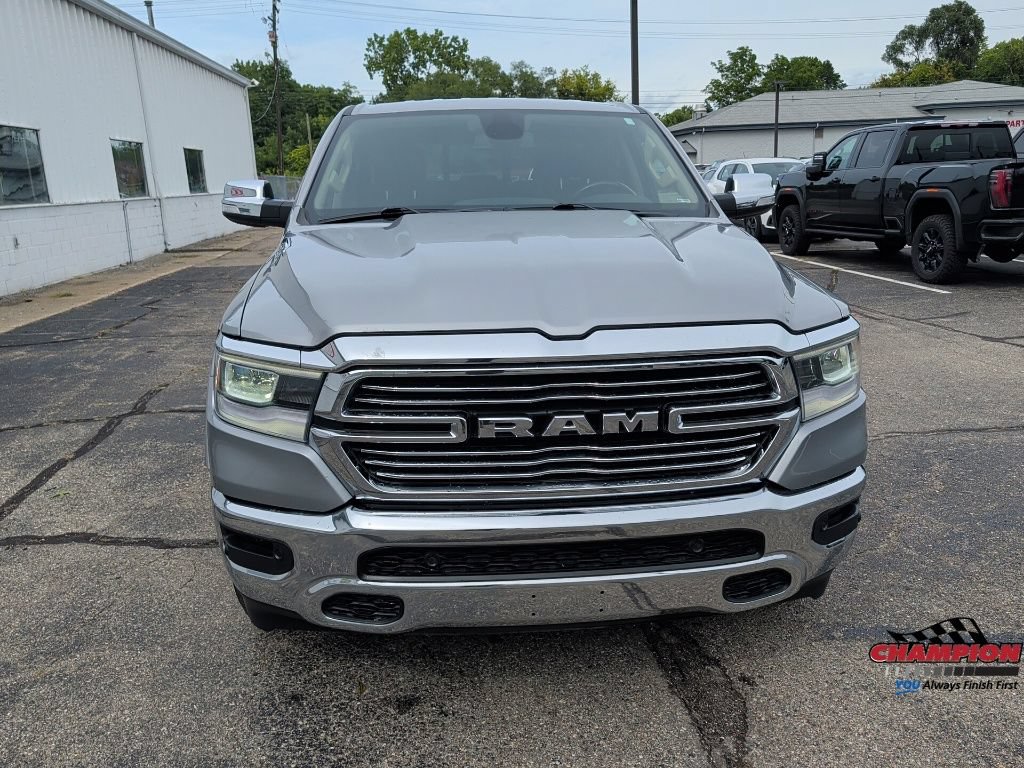 Used 2019 RAM 1500 Laramie AWD/4WD image 10