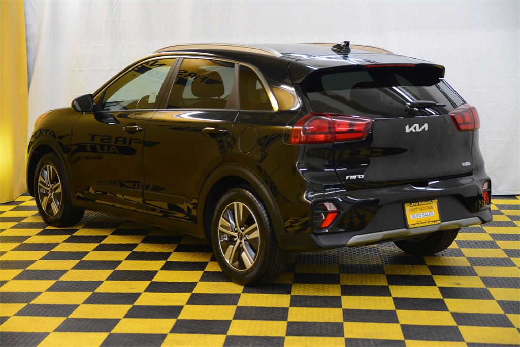 Used 2022 Kia Niro LXS w/ Digital Cluster Package image 8