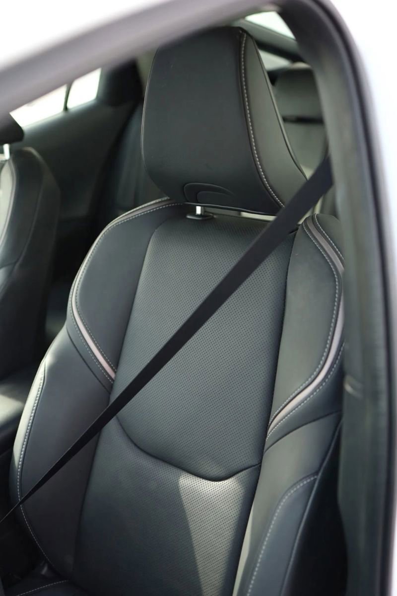 Used 2024 Toyota Prius Limited image 20