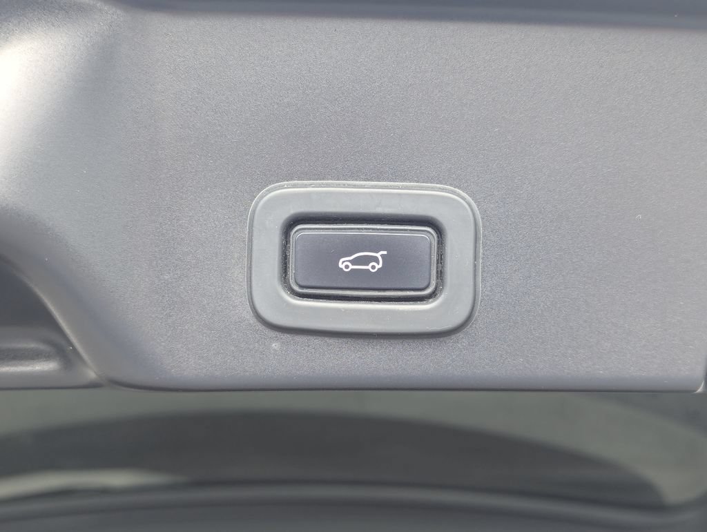 Used 2020 Land Rover Range Rover Evoque S AWD/4WD image 30