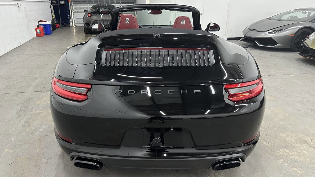 Used 2018 Porsche 911 Carrera image 11