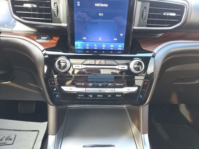 Certified 2024 Ford Explorer King Ranch w/ Technology Package AWD/4WD image 35