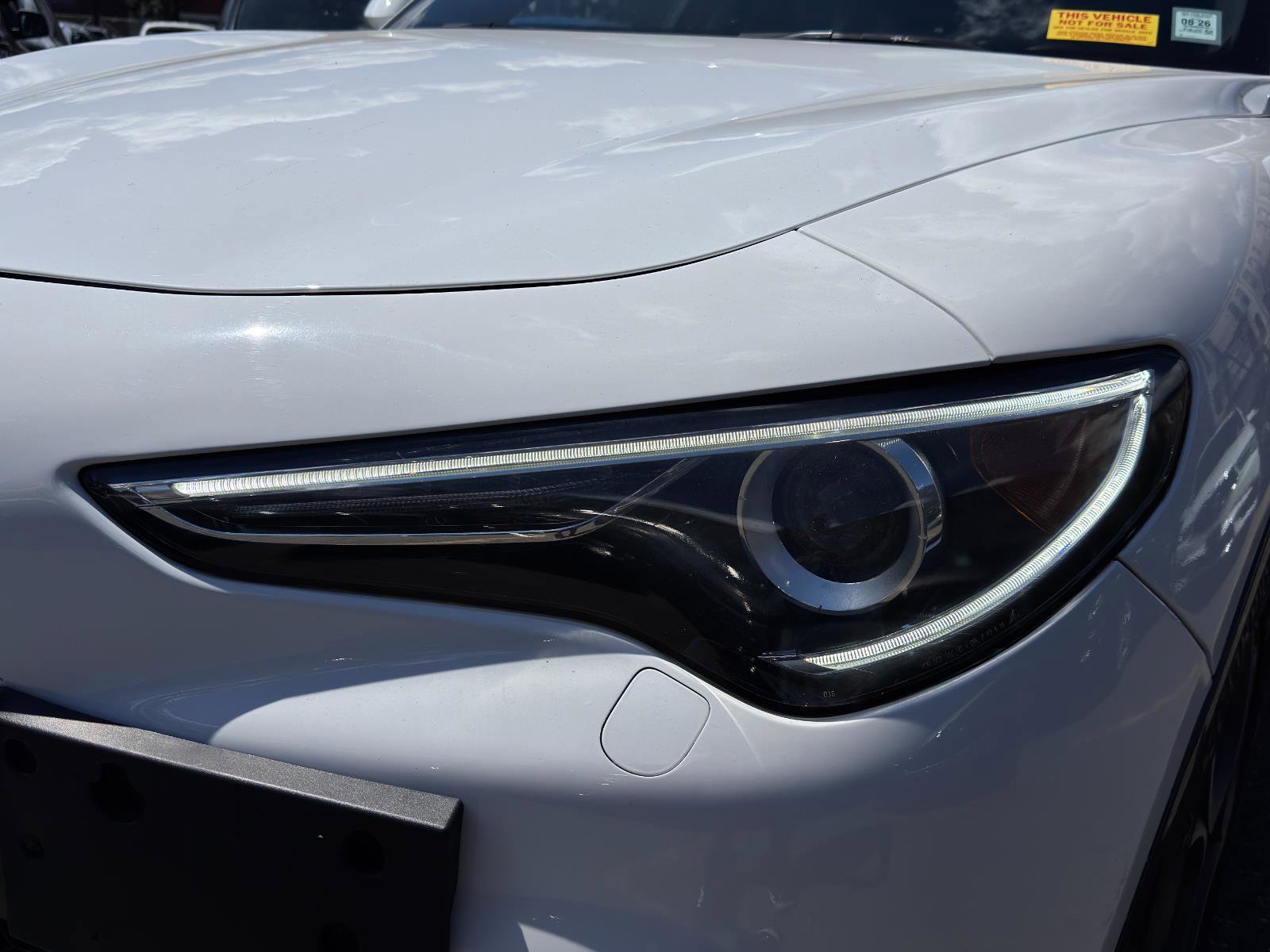 Used 2022 Alfa Romeo Stelvio Ti image 8