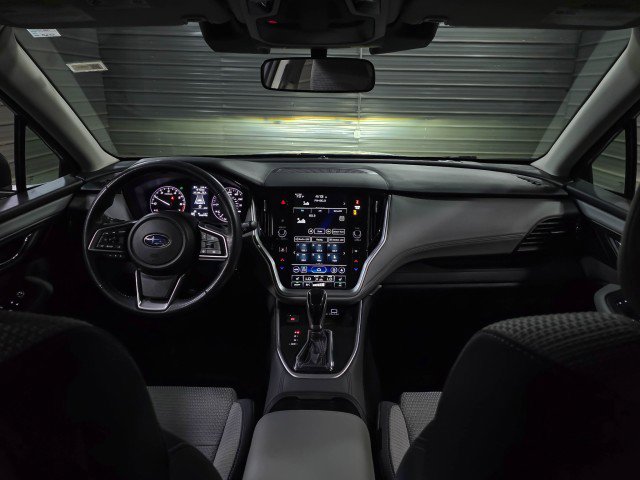 Used 2023 Subaru Outback Premium image 11