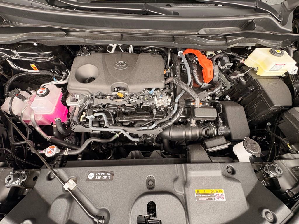 Used 2026 Toyota Sienna LE AWD/4WD image 31
