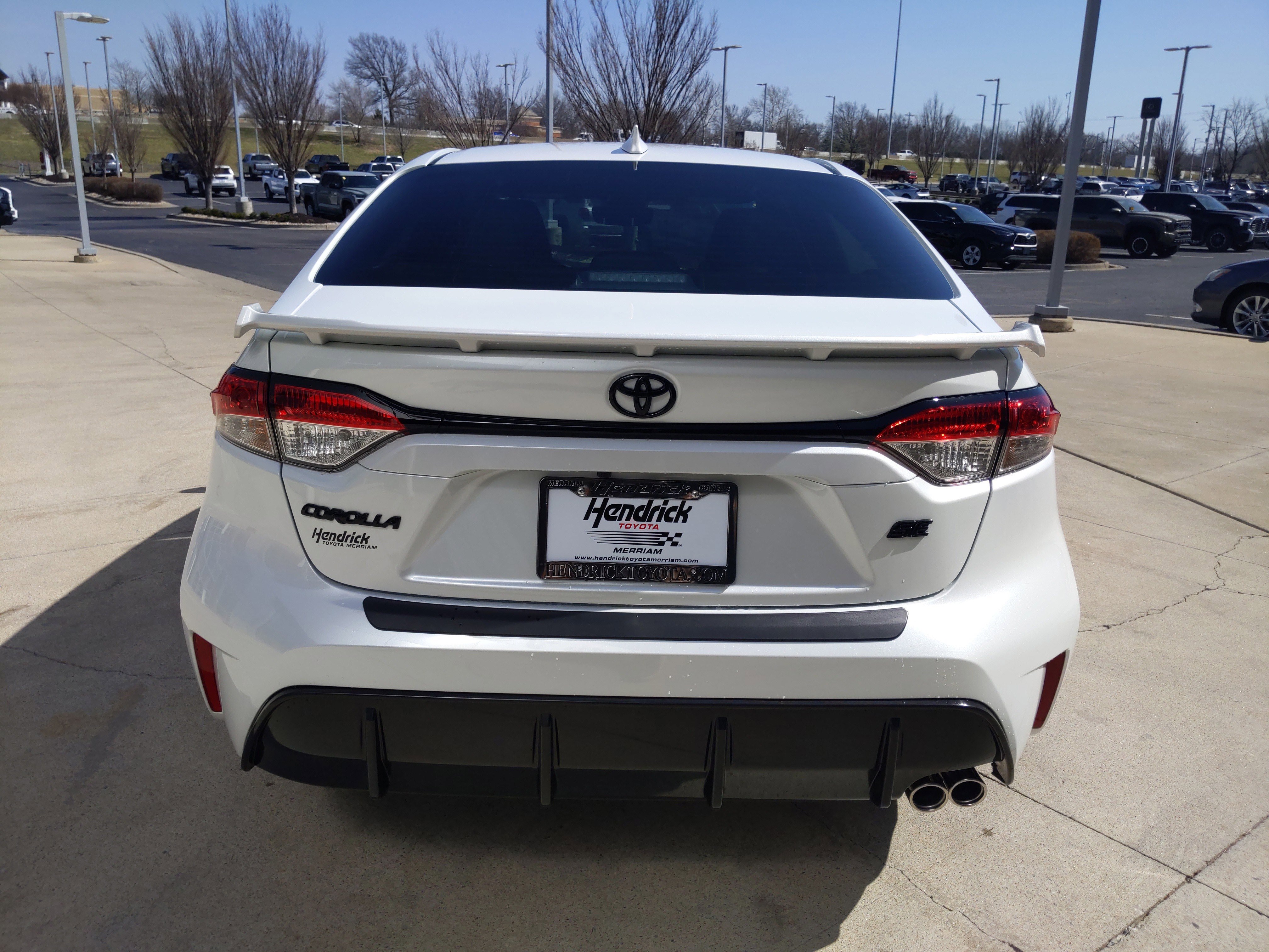 Used 2026 Toyota Corolla SE w/ SE Package FWD image 8
