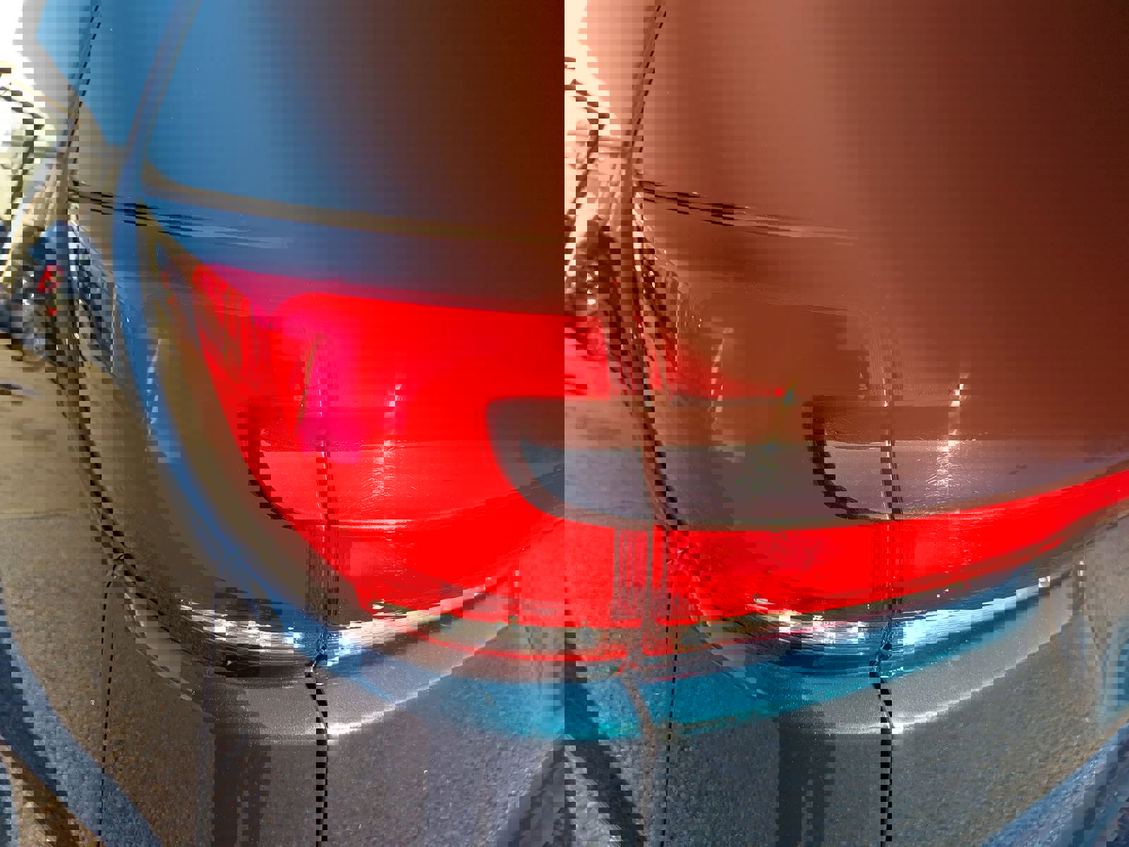 Used 2025 Chrysler Pacifica Limited image 32