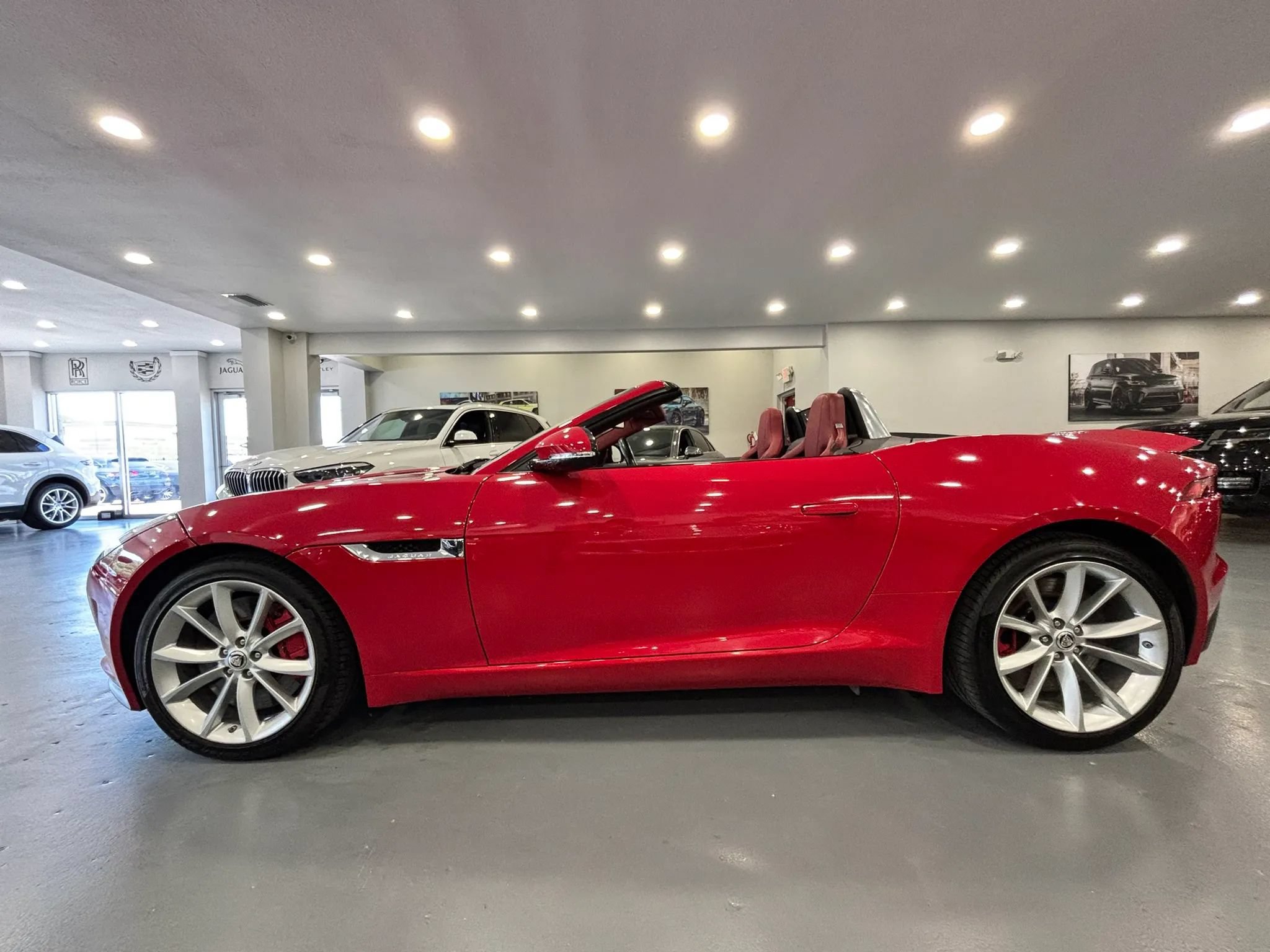 Used 2014 Jaguar F-TYPE S RWD image 41