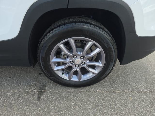 Used 2023 GMC Terrain SLT image 29