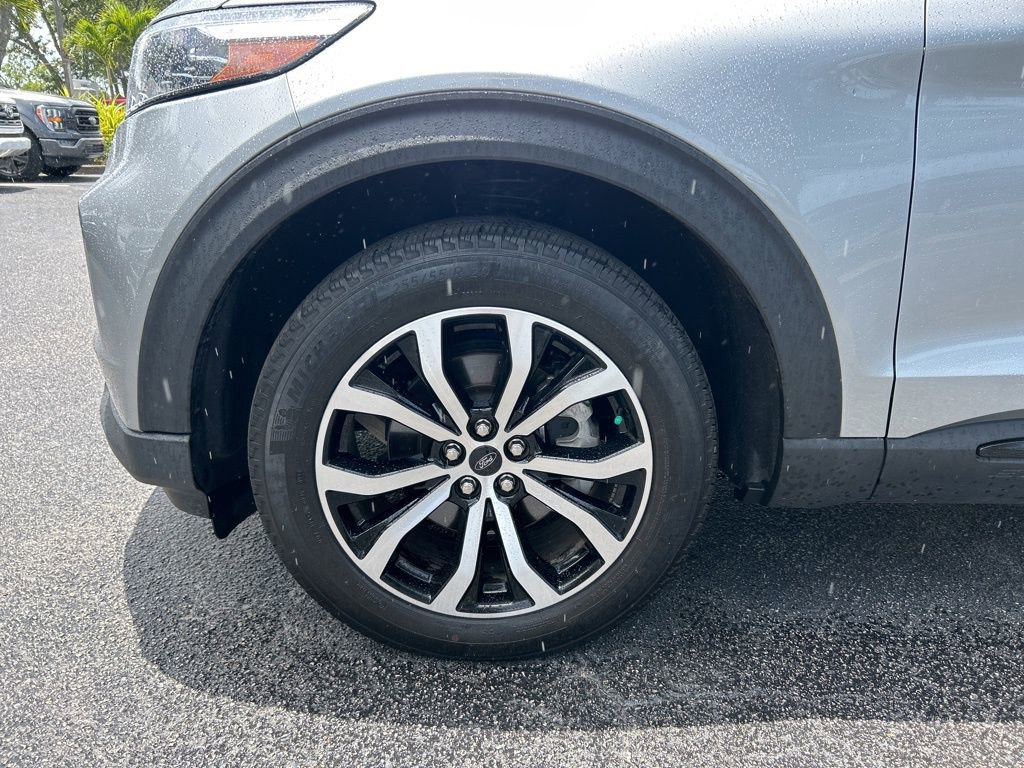 Used 2023 Ford Explorer ST image 49