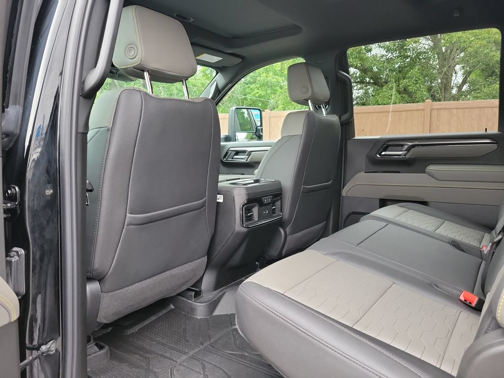 Used 2026 Chevrolet Silverado 2500 ZR2 w/ LPO, Dark Essentials Package AWD/4WD image 16