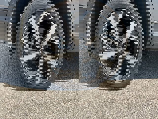 Used 2022 Nissan Rogue Sport SL image 10