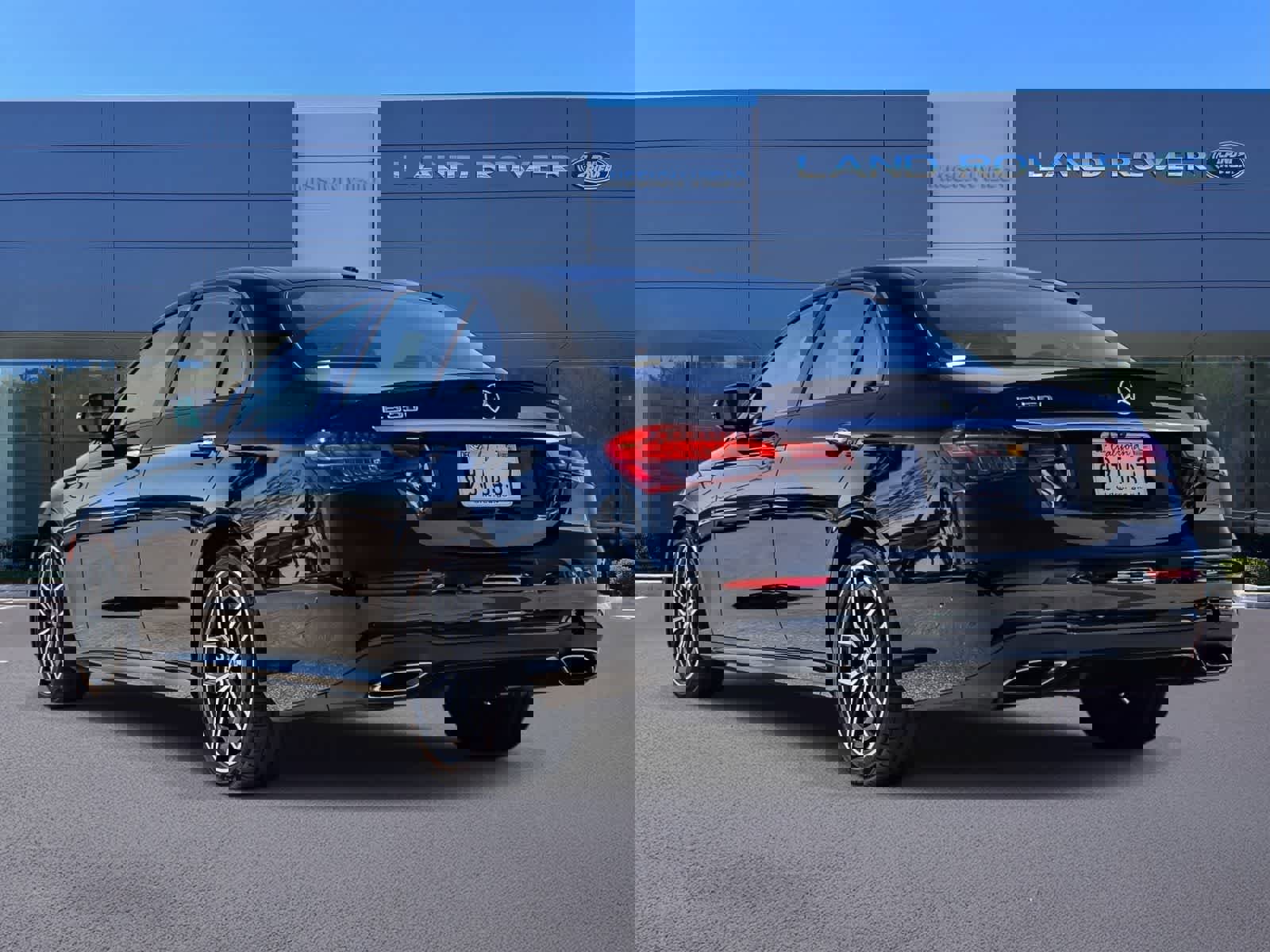 Used 2021 Mercedes-Benz E 350 Sedan image 6