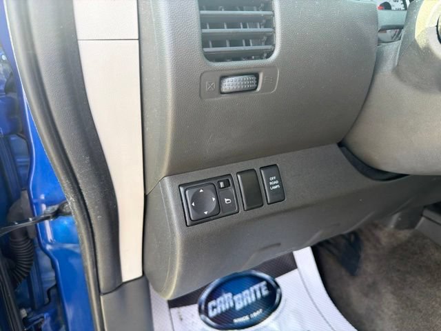 Used 2015 Nissan Xterra PRO-4X w/ Pro-4x Leather Package AWD/4WD image 12