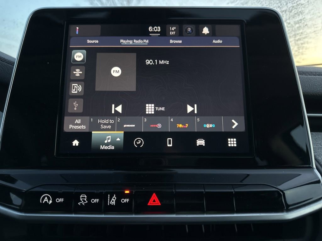 Used 2022 Jeep Compass Latitude w/ Sun and Sound Group image 23