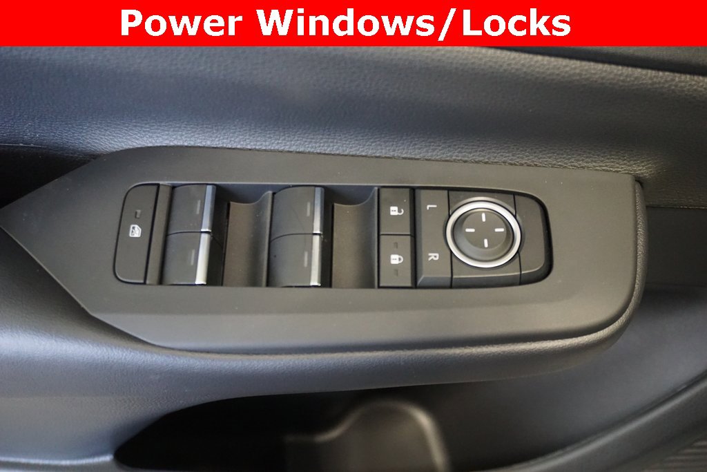 New 2026 Toyota Prius Plug-In Hybrid image 6