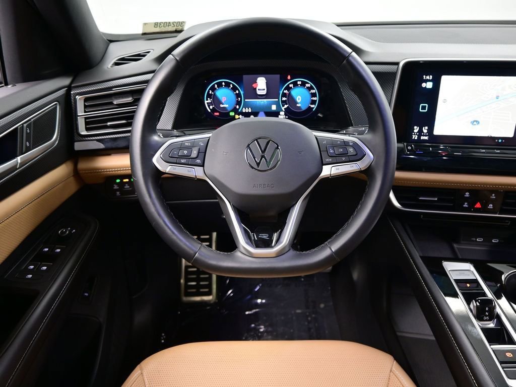Used 2024 Volkswagen Atlas Cross Sport SEL R-Line image 31
