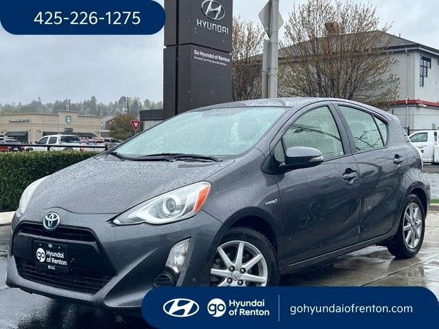 Used 2015 Toyota Prius C Three image 1