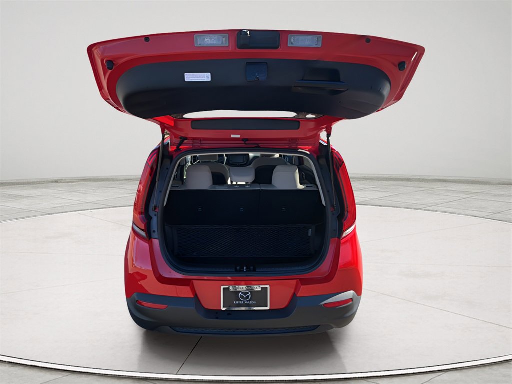 Used 2020 Kia Soul LX image 12