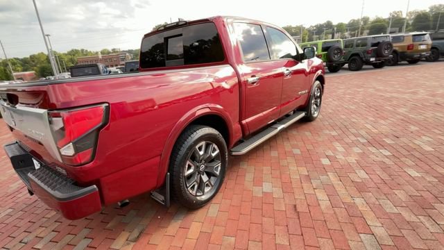 Used 2023 Nissan Titan Platinum Reserve w/ Moonroof Package RWD image 9