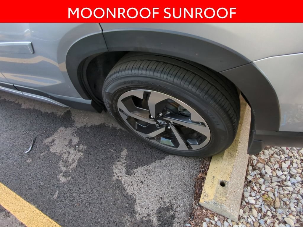 Used 2024 Subaru Forester Touring w/ Convenience Package AWD/4WD image 6