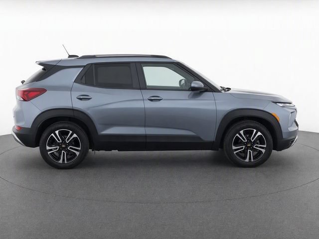 Used 2021 Chevrolet TrailBlazer LT w/ Convenience Package FWD image 8