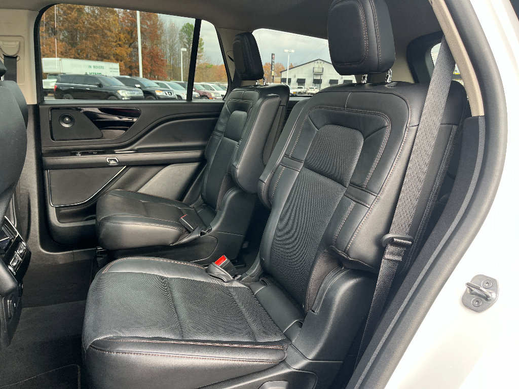 Used 2023 Lincoln Aviator Reserve AWD/4WD image 20