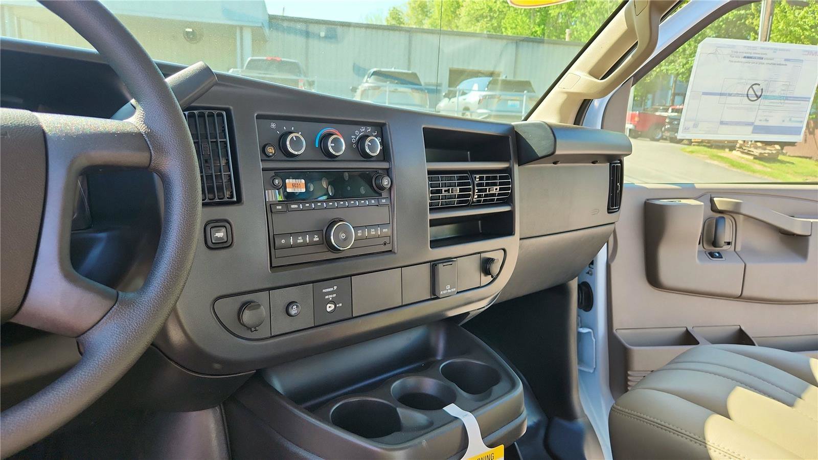 New 2026 GMC Savana 2500 Extended RWD image 16