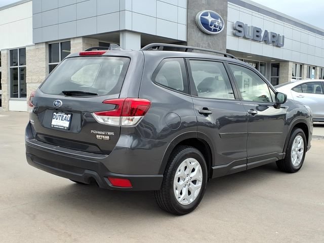 Used 2022 Subaru Forester AWD/4WD image 5