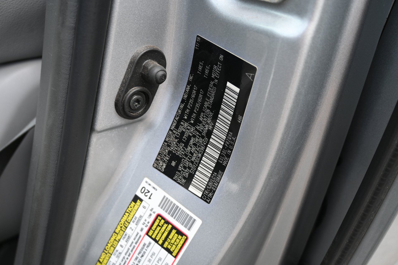 Used 2019 Toyota Sienna XLE FWD image 26