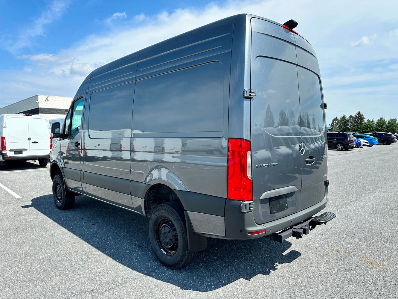 Used 2025 Mercedes-Benz Sprinter 2500 image 6