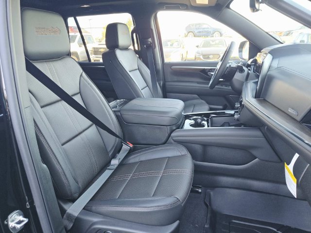 New 2026 Chevrolet Tahoe High Country AWD/4WD image 18