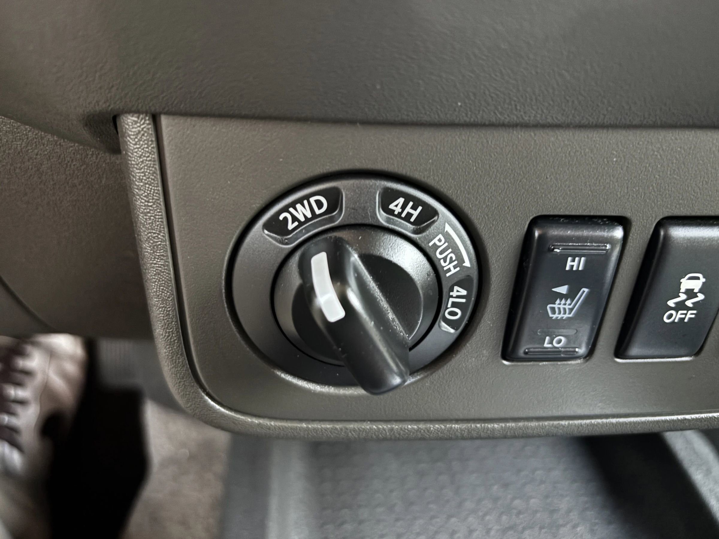 Used 2015 Nissan Xterra PRO-4X image 21