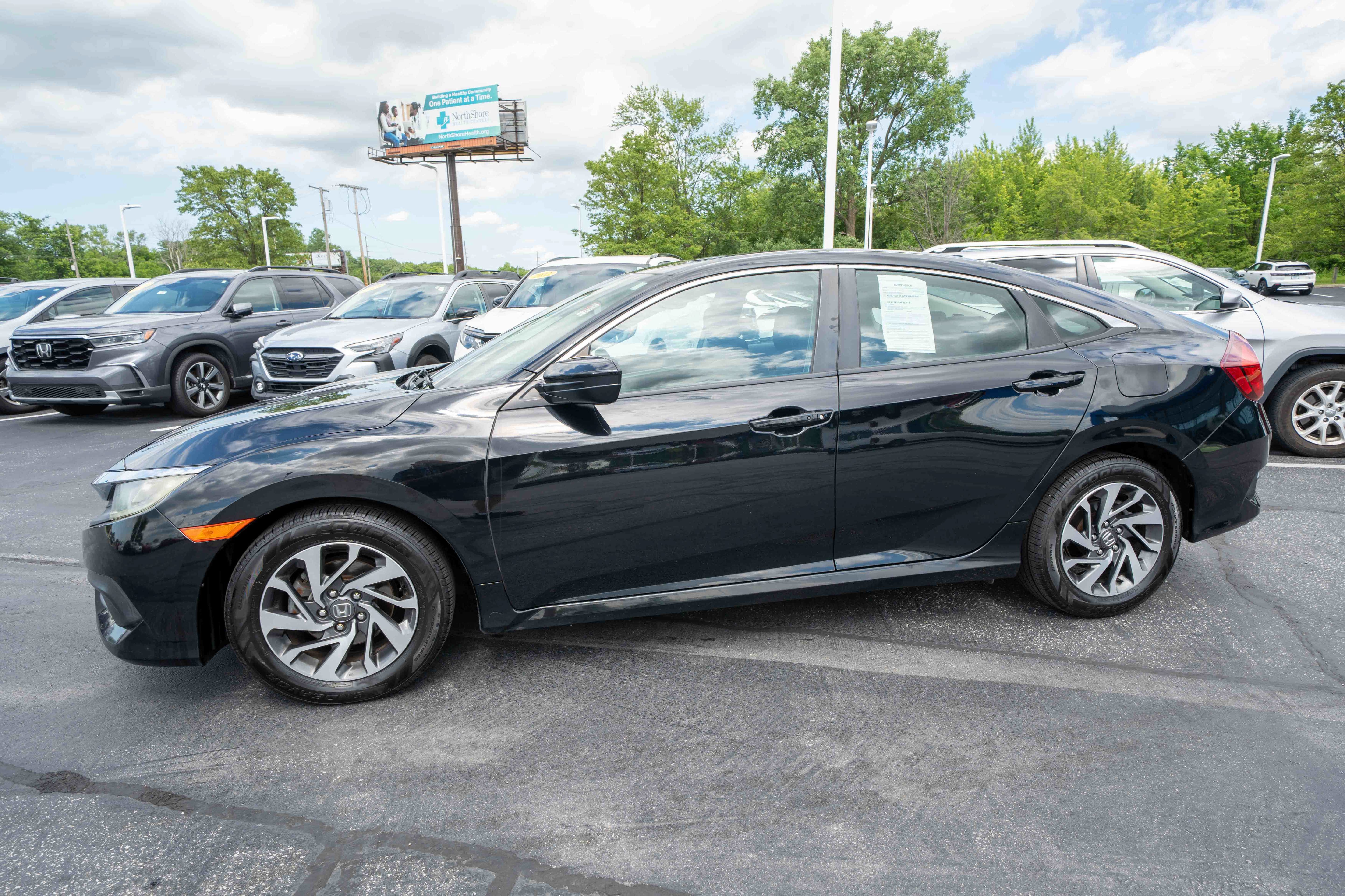 Used 2017 Honda Civic EX image 3
