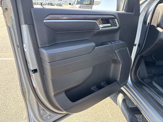 Used 2024 Chevrolet Silverado 1500 RST w/ Protection Package AWD/4WD image 18
