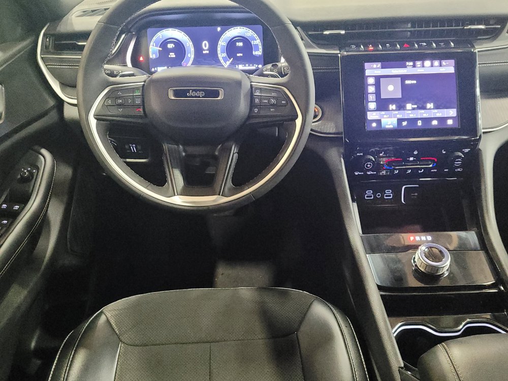 Used 2023 Jeep Grand Cherokee Altitude AWD/4WD image 22