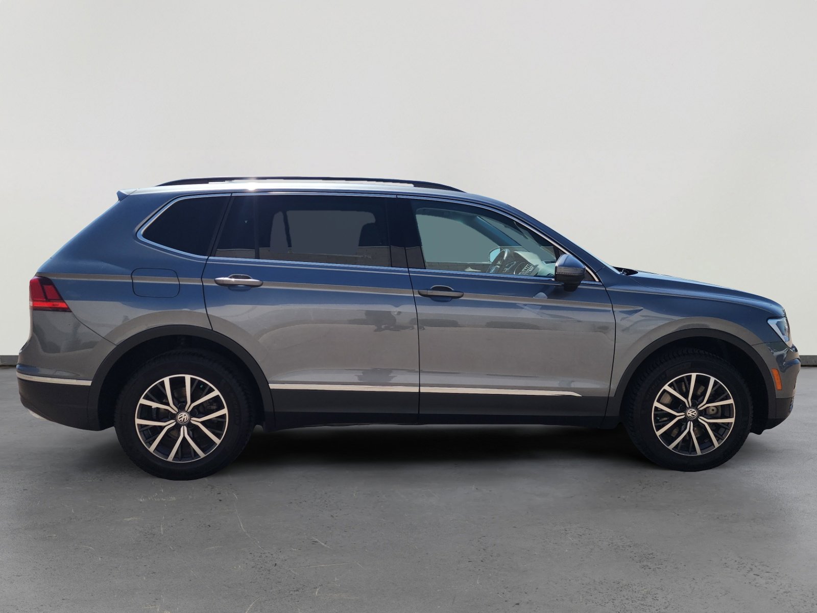 Used 2020 Volkswagen Tiguan S AWD/4WD image 6