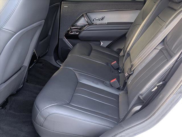 Used 2025 Land Rover Range Rover Sport image 20