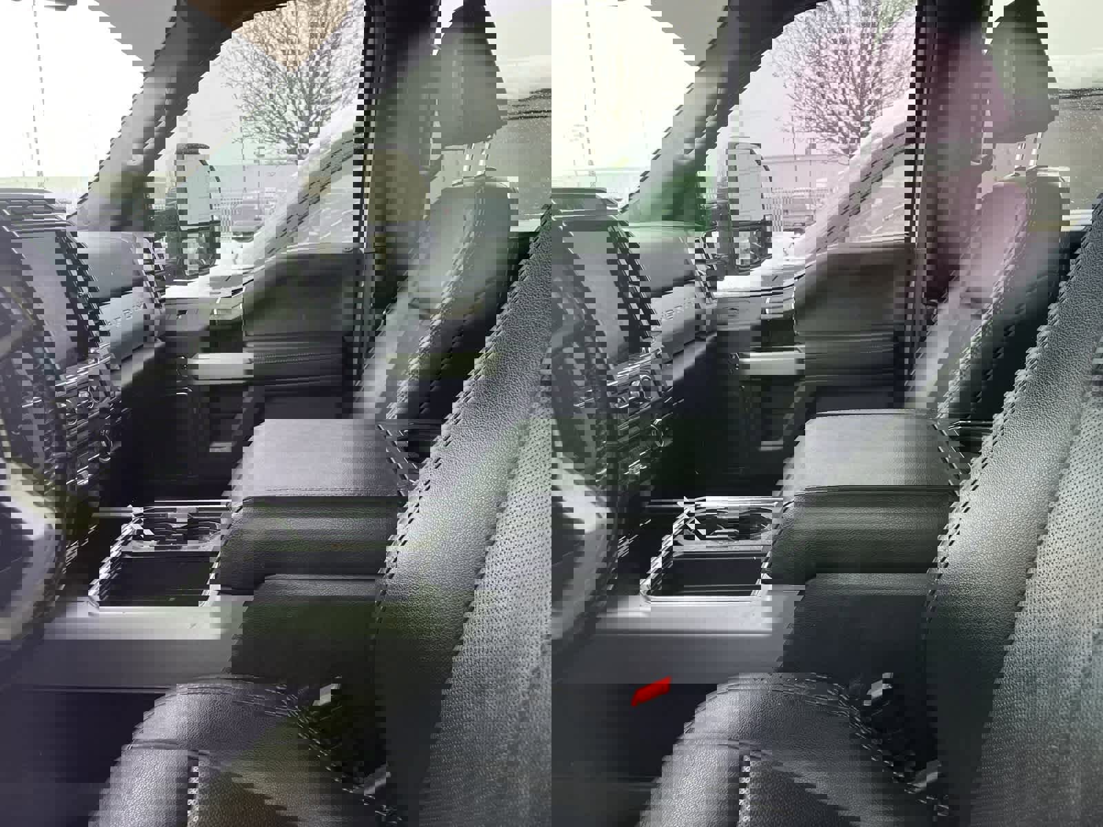 Used 2022 Ford F350 Lariat w/ Lariat Ultimate Package image 29