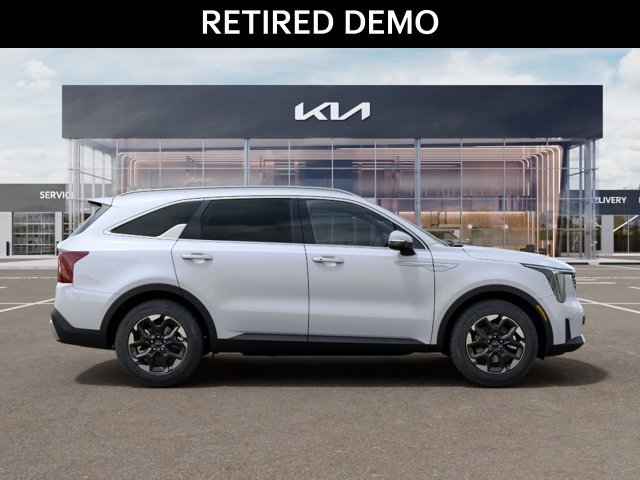 New 2026 Kia Sorento S w/ S Panoramic Sunroof Package FWD image 8