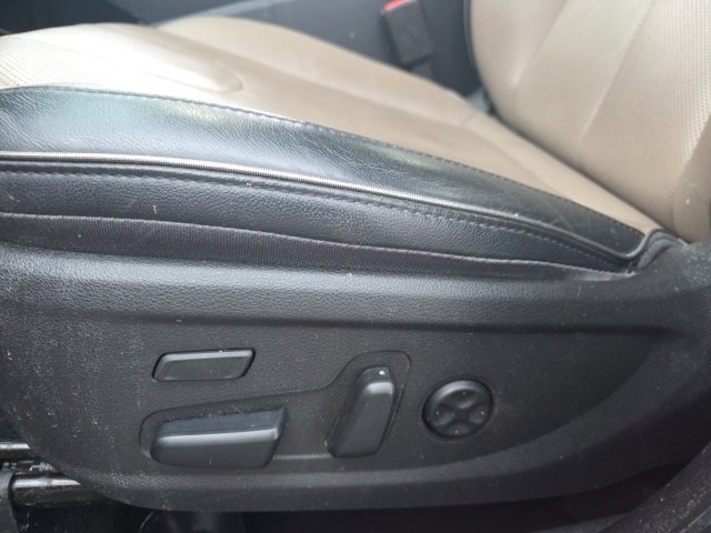 Used 2023 Hyundai Santa Fe Limited w/ Cargo Package image 5