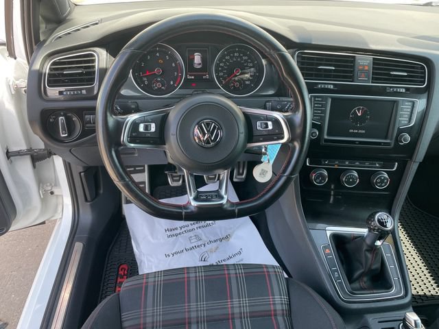 Used 2017 Volkswagen GTI S FWD image 23
