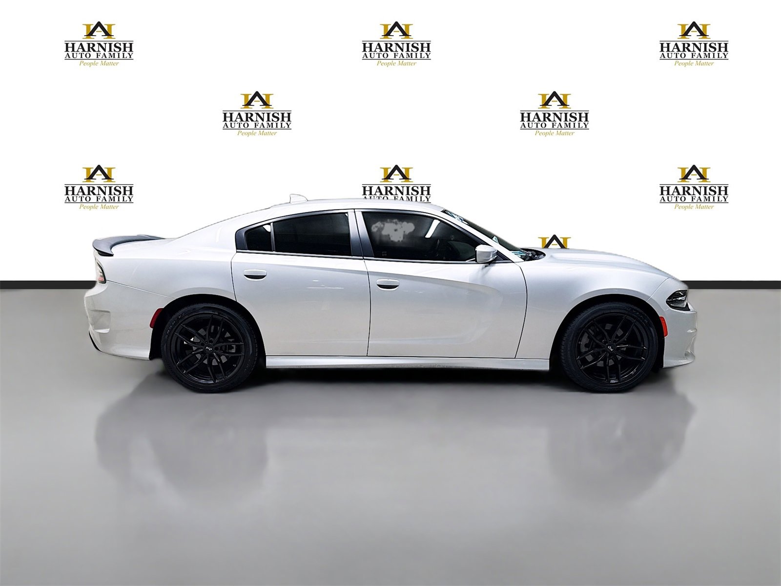 Used 2022 Dodge Charger GT image 4
